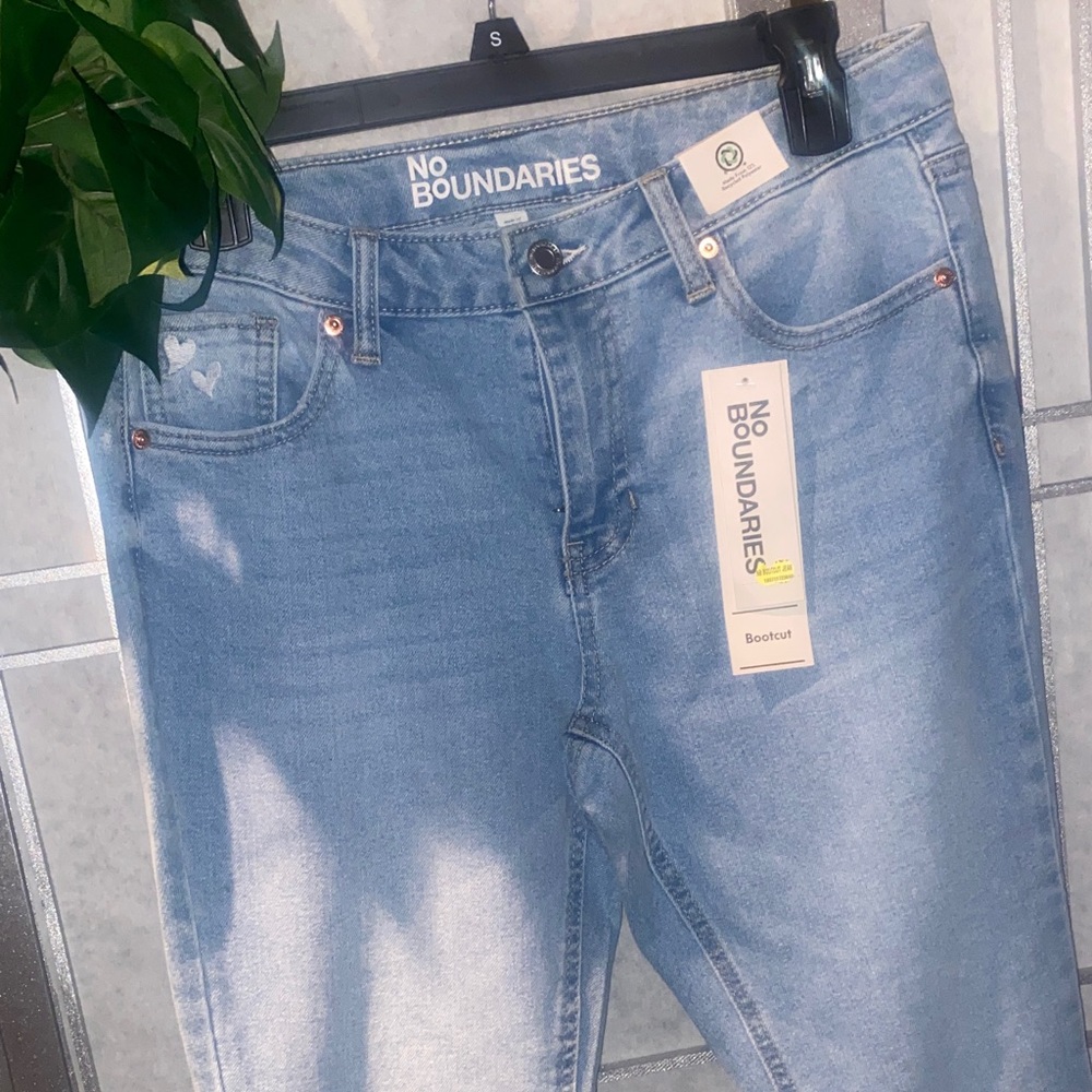 No Boundaries Women's Light Blue Boot Cut Jeans